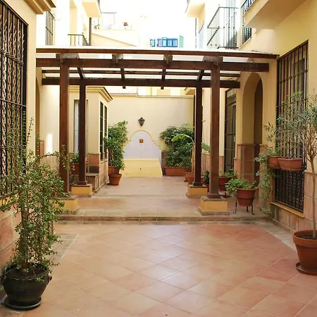 Calle Agua, Centre & Pool Apartment